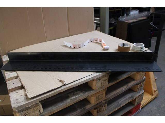 3 x scaldex catnic latei type bc-p 15 l=1200mm zwart - afbeelding 1 van  2