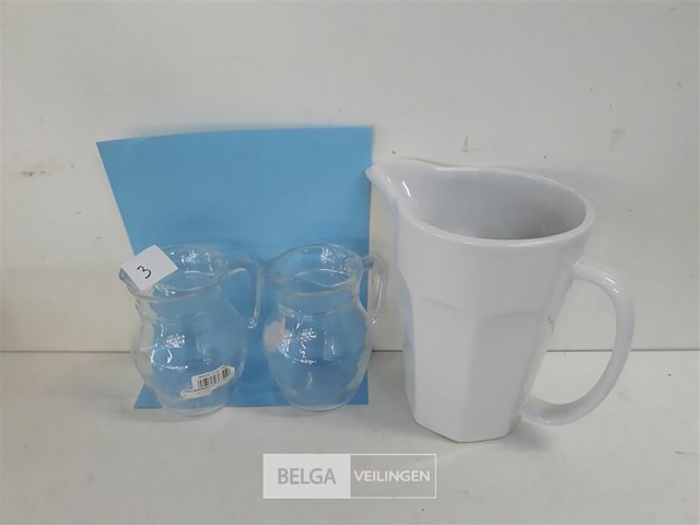 3 x schenkkan 2 x glas 1 x porselein - afbeelding 1 van  3