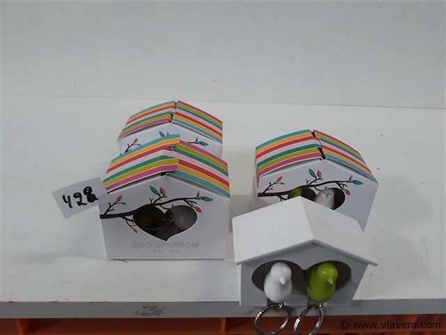 3 x sleutelhanger in vogelhuisje 2 stuks met fluitje - afbeelding 1 van  2