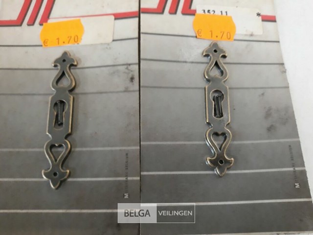 3 x sleutelplaat zamak verbronsd 75 mm - afbeelding 3 van  3