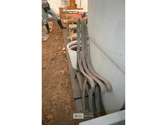 3 x smeedijzeren steun voor zitbank - afbeelding 2 van  4