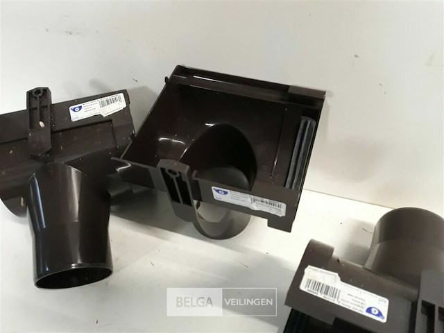 3 x spruitstuk rechts 125mm bruin pvc regenafvoer - afbeelding 3 van  3