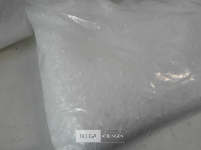 3 x strooisneeuw in zak 450 gram - afbeelding 3 van  3