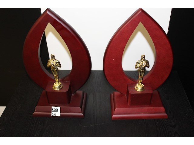 3 x trofee - afbeelding 2 van  4