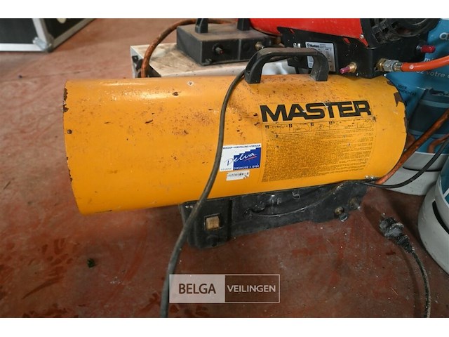 3 x verwarmingstoestel + gasflessen - afbeelding 2 van  5