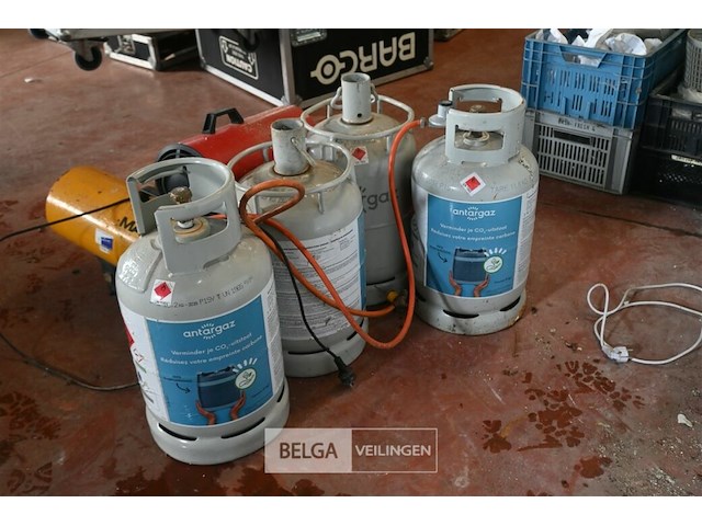3 x verwarmingstoestel + gasflessen - afbeelding 5 van  5