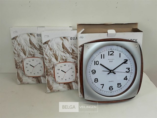 3 x wandklok 33x33 cm - afbeelding 2 van  3