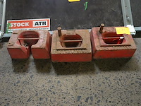 3 zware gewichten voor verankeren van marktkramen e.d. - afbeelding 1 van  5