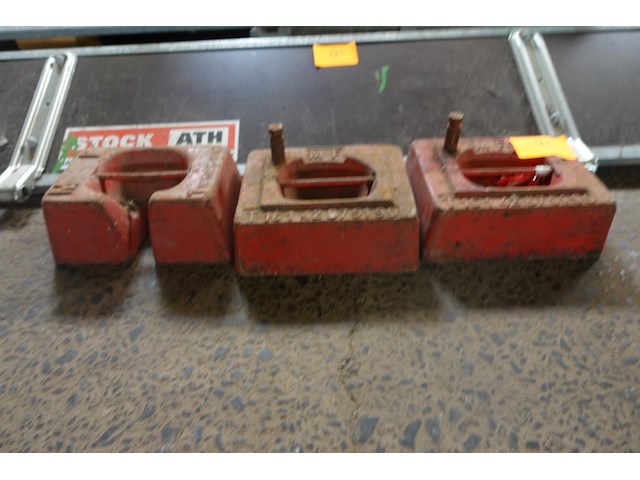 3 zware gewichten voor verankeren van marktkramen e.d. - afbeelding 5 van  5