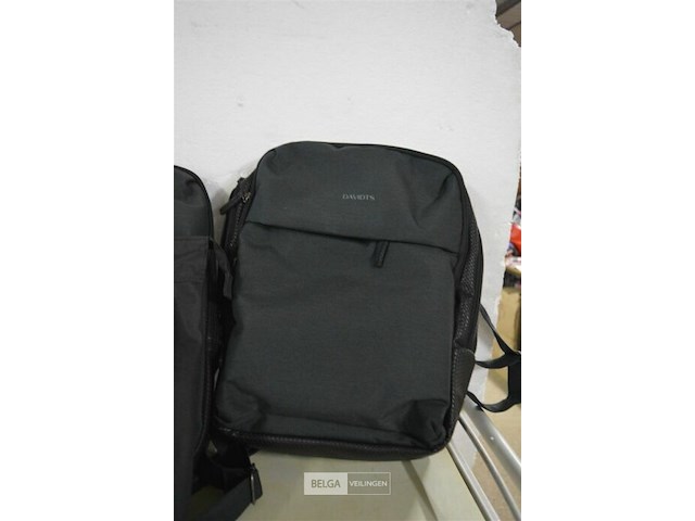 3 zwarte rugzakken - afbeelding 2 van  2