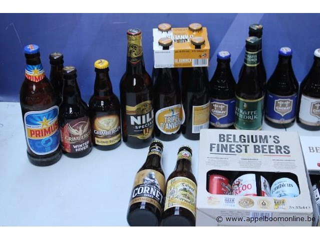 30 div flesjes bier, wo chimay, triple d'anvers - afbeelding 2 van  3