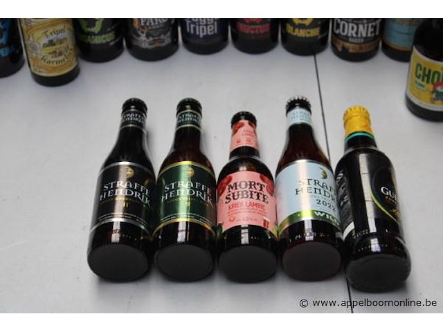 30 div flesjes bier, wo kwak, chouffe - afbeelding 4 van  4