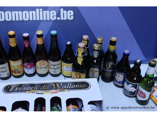 30 div flesjes bier, wo stella artois, hoegaarden - afbeelding 3 van  4
