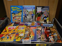 ±30 div stripverhalen - afbeelding 1 van  18