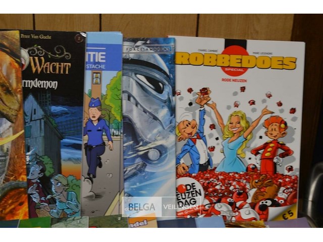 ±30 div stripverhalen - afbeelding 3 van  7