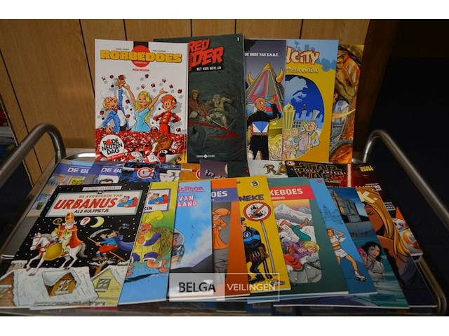 ±30 div stripverhalen - afbeelding 1 van  7