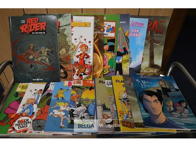±30 div stripverhalen - afbeelding 1 van  5