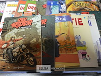 ±30 div stripverhalen - afbeelding 4 van  6