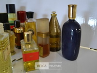 ±30 diverse vintage parfum - afbeelding 6 van  6