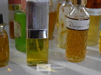 ±30 diverse vintage parfum - afbeelding 3 van  6