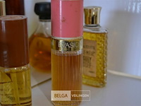 ±30 diverse vintage parfum - afbeelding 6 van  6