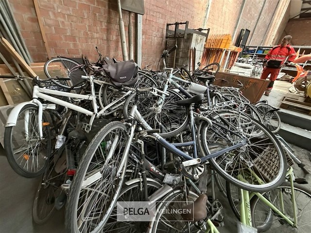 ± 30 fietsen - afbeelding 5 van  5