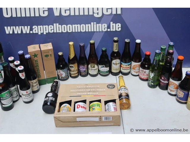 30 flesjes diverse bieren - afbeelding 1 van  4