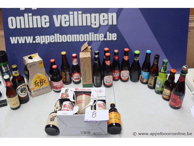 30 flesjes diverse bieren - afbeelding 1 van  4