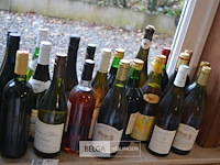 ±30 flessen diverse wijnsoorten - afbeelding 3 van  3