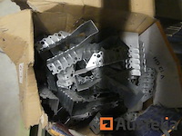 30 gegalvaniseerde hgh-connectoren frameschoen (9424-069) - afbeelding 3 van  5