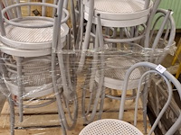 30 grijze thonet stoelen - afbeelding 1 van  2