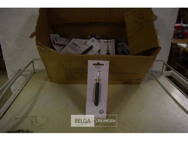 ±30 haaknaalden - afbeelding 1 van  3