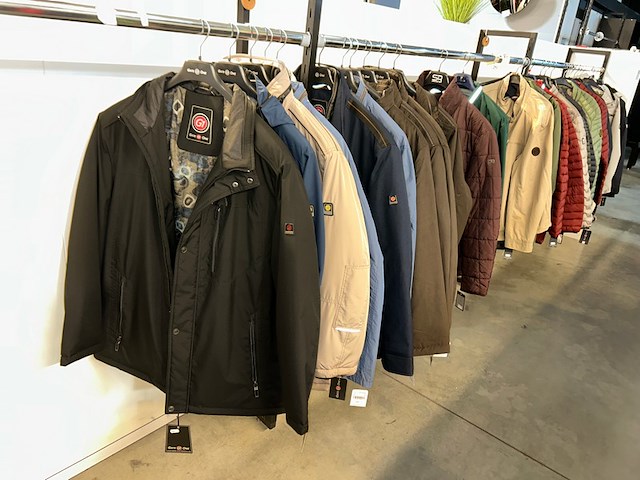 30 herenjassen - afbeelding 1 van  8