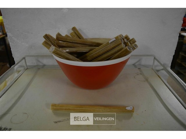 ±30 hondenkauwstokjes 25cm - afbeelding 1 van  2