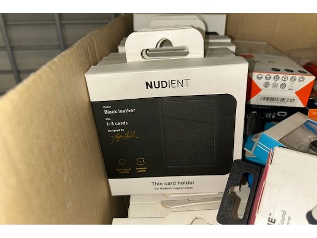 30 kaarthouders en 28 oortjes - afbeelding 2 van  4