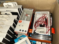 30 kaarthouders en 28 oortjes - afbeelding 3 van  4