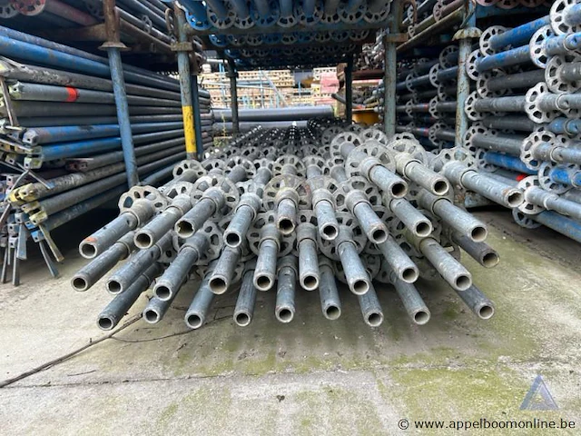 30 metalen steigerstaanders - afbeelding 2 van  2