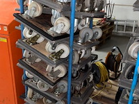 30 meubelhondjes en opbergframe op wielen - afbeelding 2 van  5