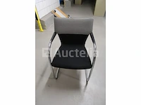 30 ongelijke stoelen - afbeelding 4 van  14