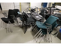 30 ongelijke stoelen - afbeelding 9 van  14