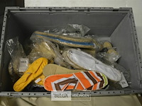 ±30 paar mora sloffen div. maten - afbeelding 1 van  5