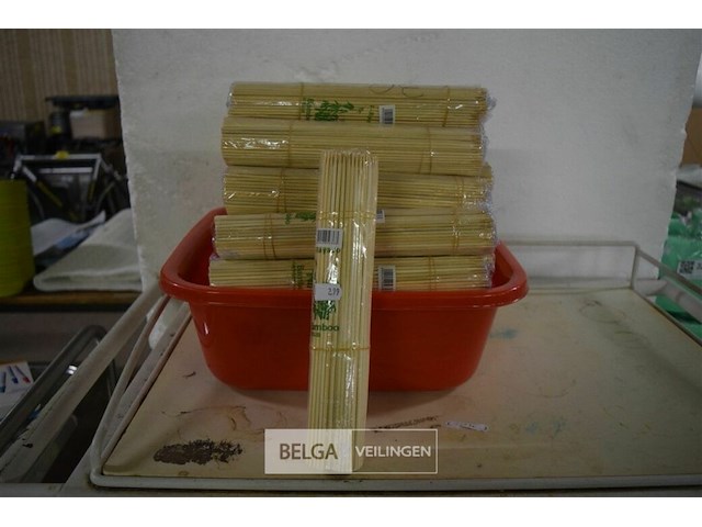 ±30 pakjes lange stokjes - afbeelding 1 van  3