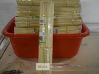 ±30 pakjes lange stokjes - afbeelding 2 van  3