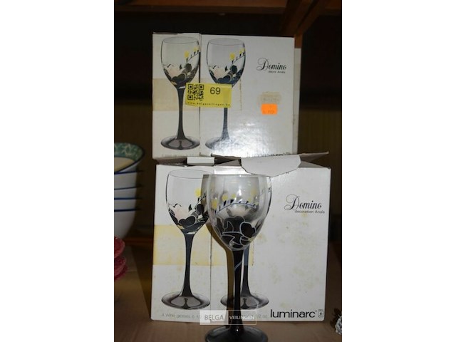 ±30 retro wijnglazen - afbeelding 1 van  2