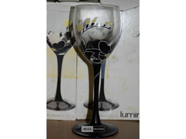 ±30 retro wijnglazen - afbeelding 2 van  2