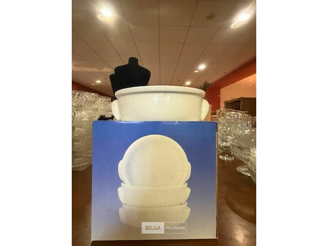 ± 30 spaghettiborden - afbeelding 2 van  2