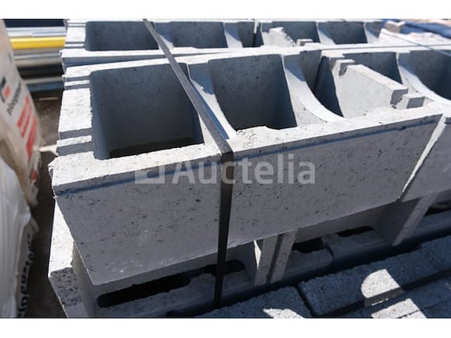 30 stepoc betonnen blokken - afbeelding 5 van  6