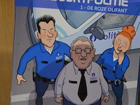 ±30 stripverhalen ; de buurtpolitie - afbeelding 2 van  4