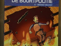±30 stripverhalen ; de buurtpolitie - afbeelding 3 van  4