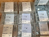 30 x dozen dopmoeren; zeskanttapbout; sluitringen; schroefbouten - afbeelding 3 van  7